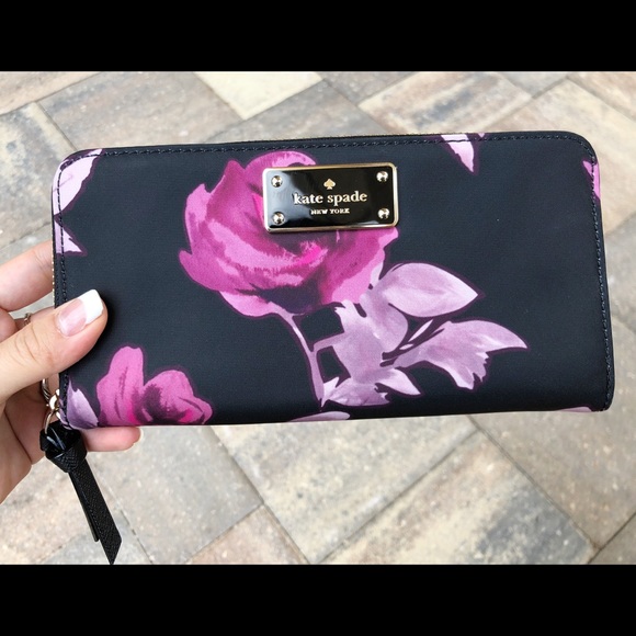 🌺Hot Pick🌺Kate spade rose large tote wallet set - Picture 4 of 8